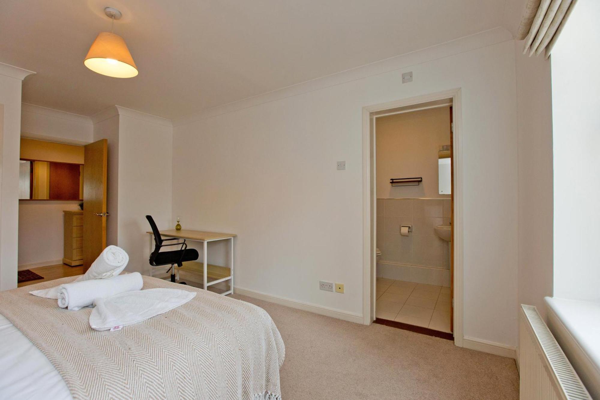Imperial Onedin Point-Tower Hill Apartment Londra Exterior foto